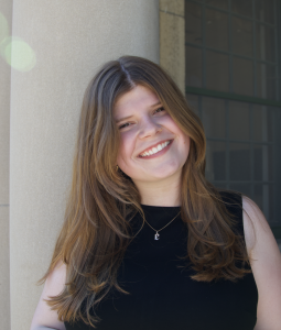 Ella Hanley headshot