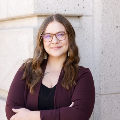 Headshot, Erin McGroarty